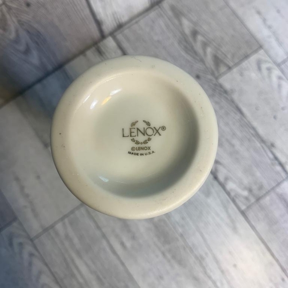 Unique Lenox Vase - Dark Cream with Raised Design - Picture 4 of 5